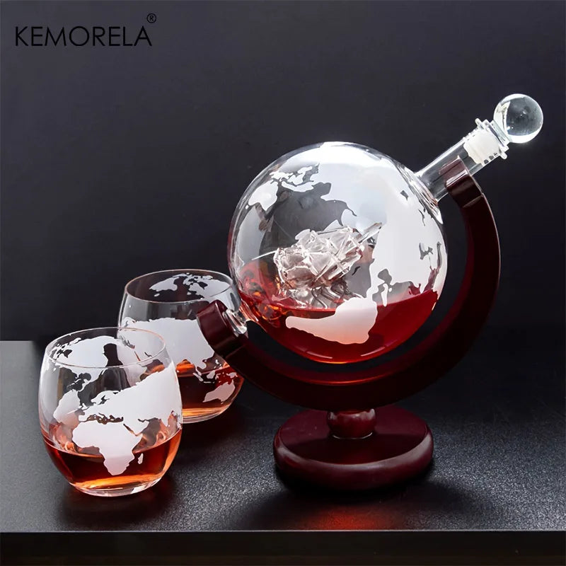900ML Creative Globe Decanter Set with Lead-free Carafe Exquisite Wood-stand and 2 Glasses Whiskey Decanter Globe Grade Gift