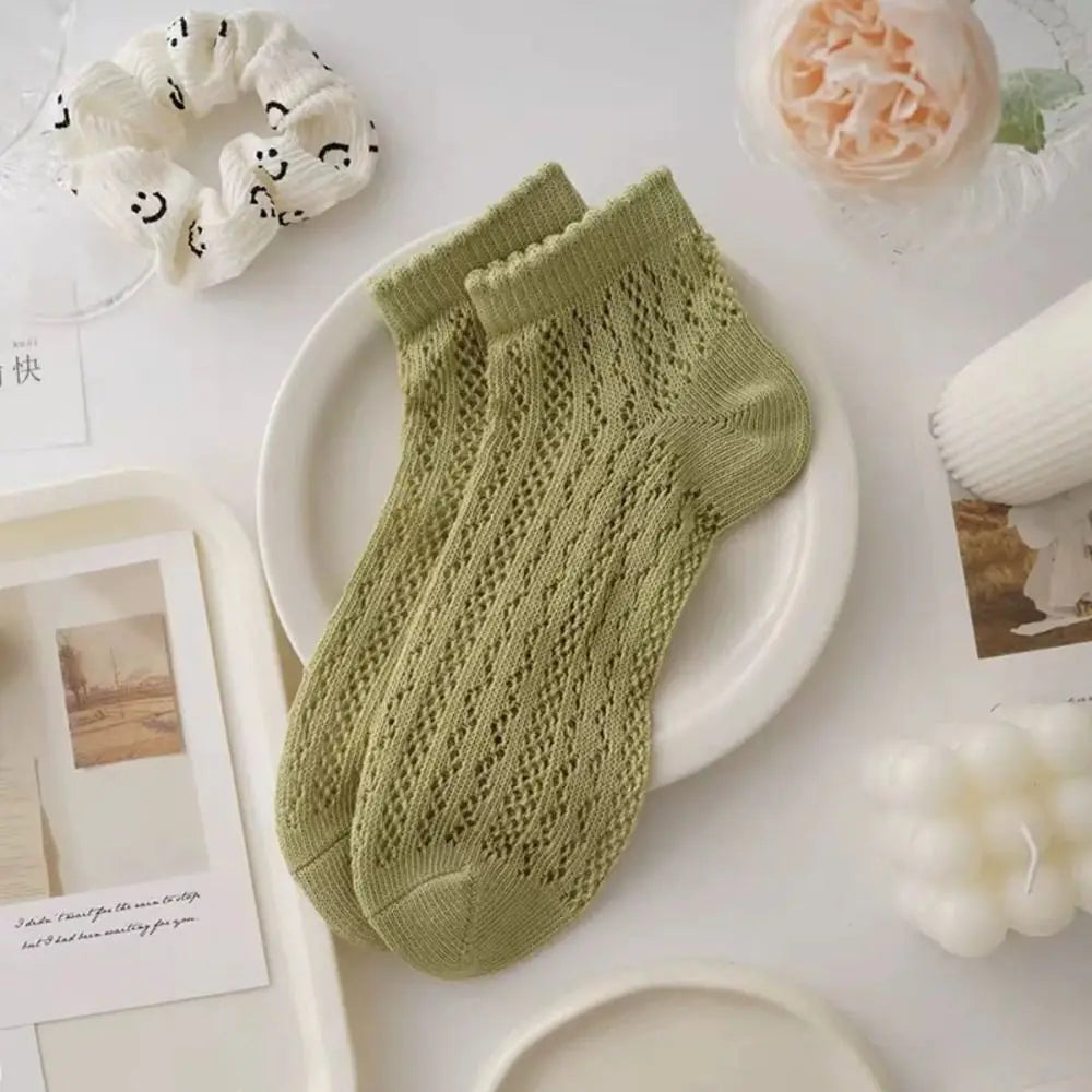 Women's Frilly Ruffle Cotton Socks - Ankle Short - Boat Socks - Loose Knitting - Solid Color - Mid Tube Sock