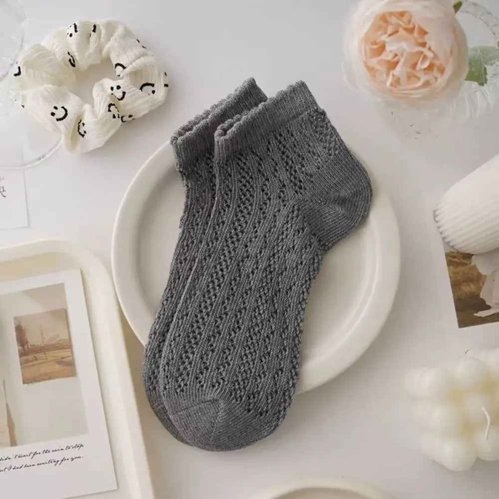 Women's Frilly Ruffle Cotton Socks - Ankle Short - Boat Socks - Loose Knitting - Solid Color - Mid Tube Sock