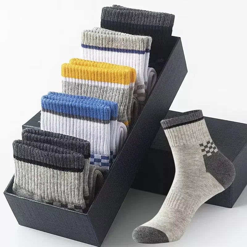 14 - 10 - 5 - 4 - 3 pairs - Men's Crew, Quarter Crew, and Ankle Socks Cotton Socks for All Seasons - Solid Color and Versatile