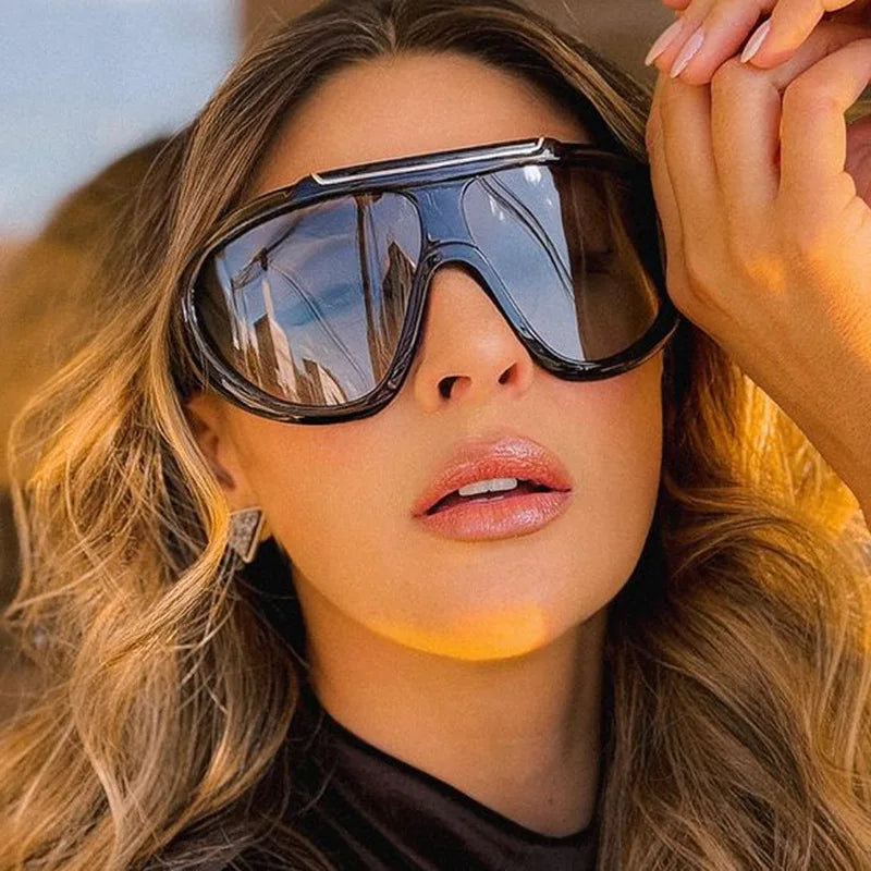 Big Aviator Sunglasses - Women's and Men's Fashion - Oversized Lady's Sun Glasses - Stylish Summer Holiday Shades