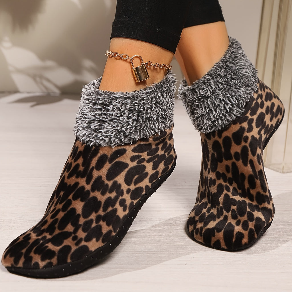 4 Pairs - Women's Winter Leopard Slipper Socks - Thickened Velvet - Warm House Shoes - Soft &amp; Cozy for Indoor Use