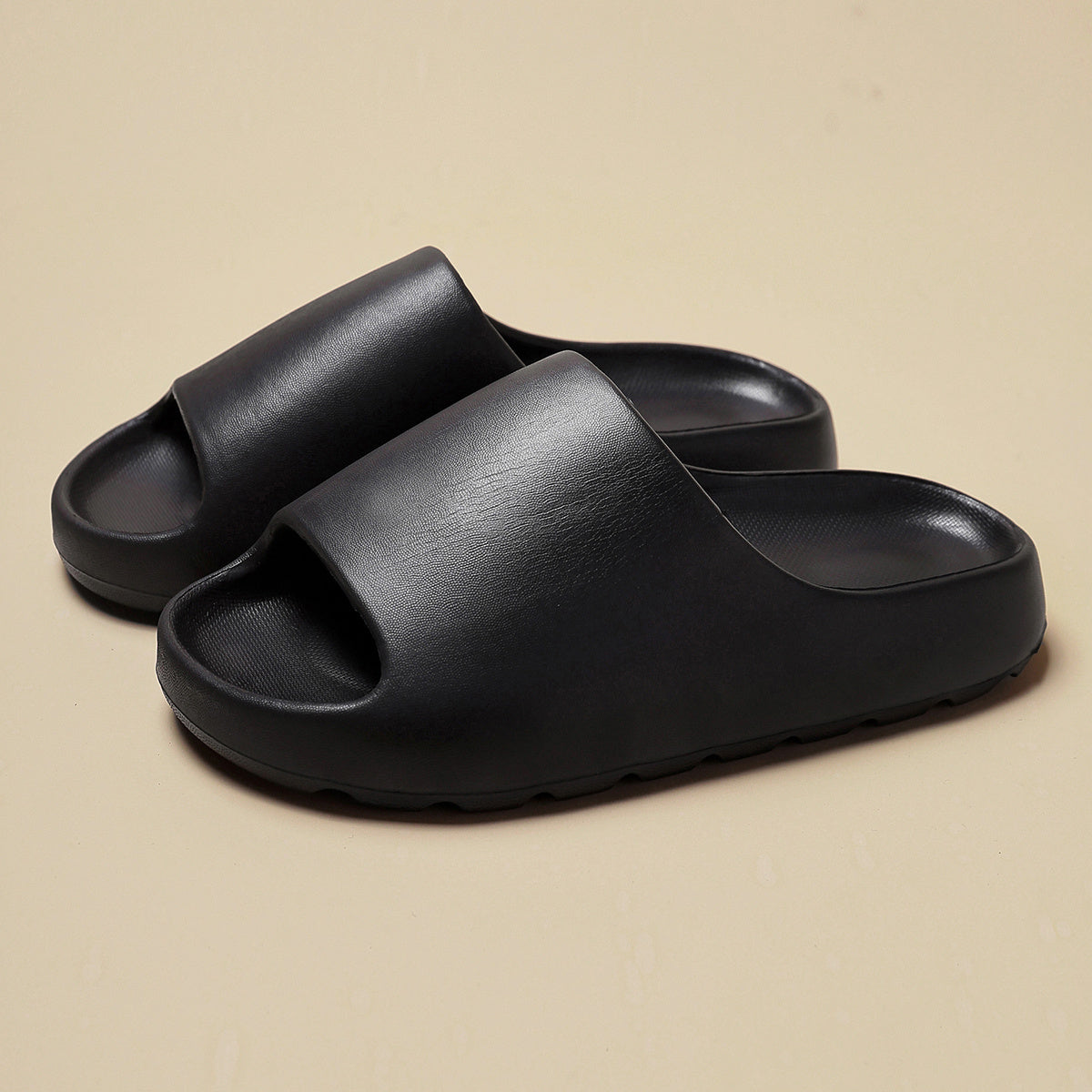 Women's Monochrome Slides